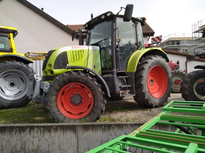 Claas Ares