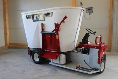 Futtermischer / Selbstfahrender Mischwagen JAY-LOR 5100