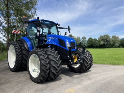 Traktor New Holland T5 Bergprofi