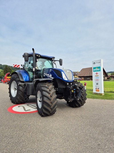 Traktor New Holland T7.270 AC, Bluepower