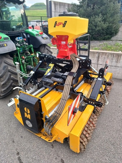 Müthing CoverSeeder 280 mit APV-Sägerät