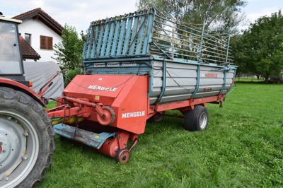 Mengele Ladewagen LW330