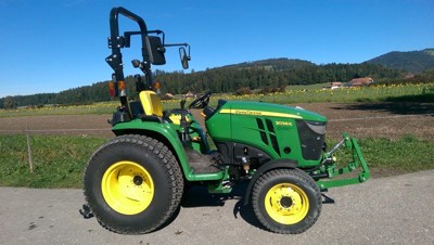 John Deere, 3038E, 2019