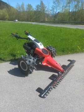 Motormäher Aebi CC56 mit Terratec LS Grip Gummi Stachelwalzen