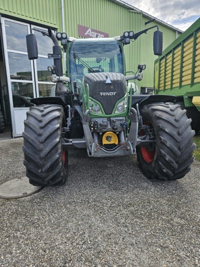 Traktor Fendt 724 SCR Profi Plus