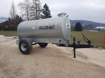 Tonneau à eau 4'100 litres freins à air