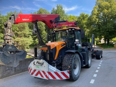 Fastrac 4190 avec grue Palfinger  M80F