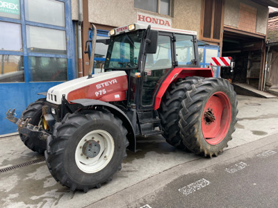 Traktor Steyr 975a