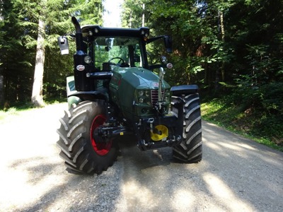 Traktor Hürlimann XB 105 mit Fronthydraulik und