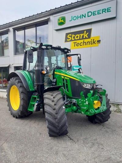 John Deere 6120M