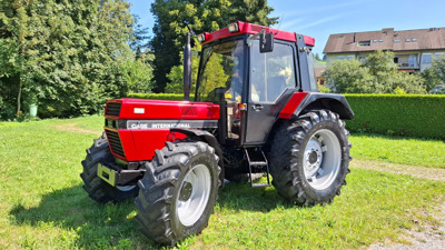 Traktor CASE IH 856 AXL