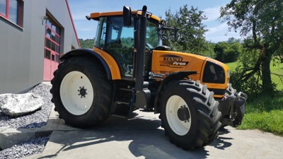 Traktor Renault Ares 826 RZ