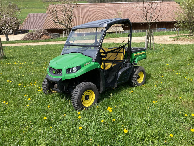 edfcea42-7bad-4d6a-9859-f4530016cb41-John Deere Gator Schlüchter (3).JPG