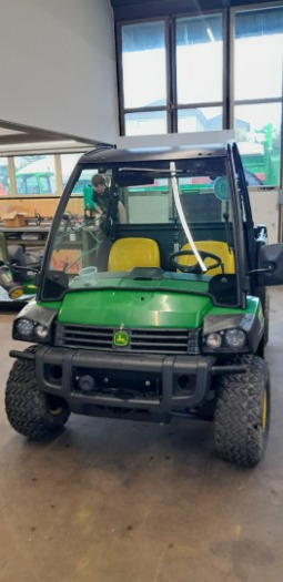 John Deere Gator HPX 815 E