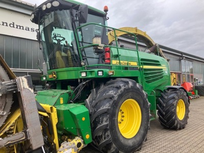 Feldhäcksler John Deere 7450