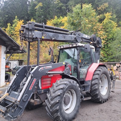 Massey-Ferguson MF. 6190 mit Kran Hiab 145-4