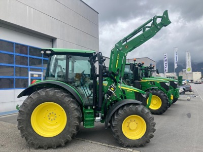 John Deere 5100R, Jg. 2021