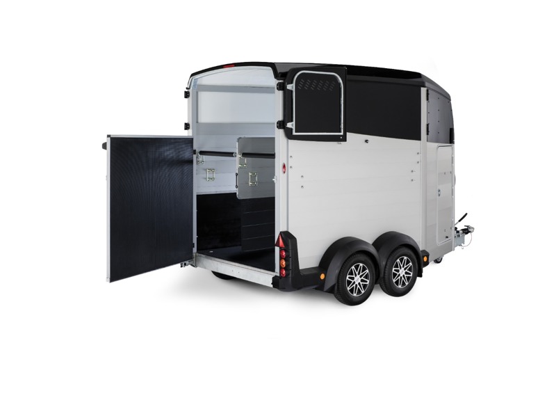 cbe200b5-34cf-40a6-b284-83808d2333b2-_Horsebox_HBX_HBX511_Black_rear door open_Studio.jpg