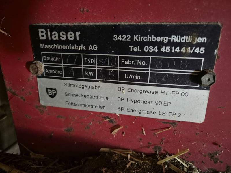 4d7b3655-774f-45a9-a5ff-bb76499ae199-Föderband Blaser 3.m Typenschild Oderm. Michi .jpg