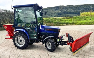 Traktor Farmtrac 26PS Kabine und Winterausrüstung