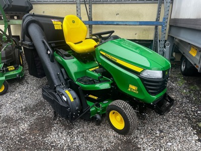 Rasentraktor John Deere X 590 mit 3-Sack Aufnahme