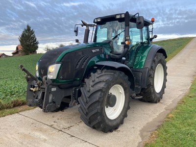 Valtra T 213 Versu mit Rückfahreinrichtung