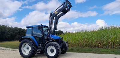 New Holland TS110