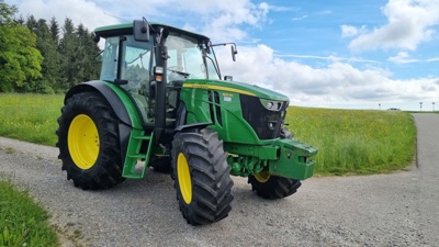 John Deere 6110RC