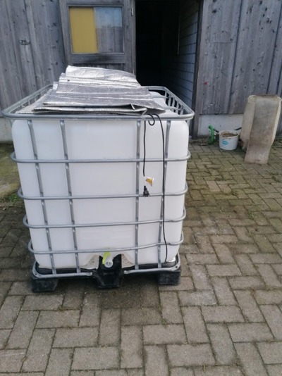 IBC Tank mit Heizmatte