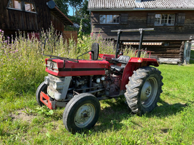 Massey-Ferguson MF 135