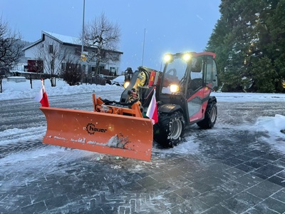 Hauer Schneepflug für Weidemann/Hoflader