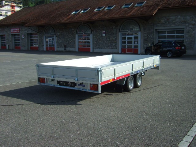 3233f8a7-2e58-4136-91ec-3aea2d9585e6-Carplatform 4120 3000Kg mit Aluboden und Bordwände 11.jpg