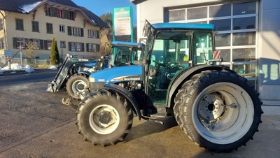 Traktor New Holland TN75 D