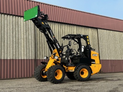 JCB 403 PLUS CON RADLADER