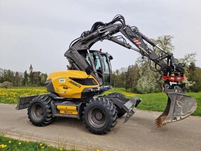 Mecalac Mobilbagger 11MWR-ST5 mit MR50 Rototilt Flanschpaket