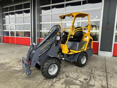 Hoflader Eurotrac W 11 Elektro