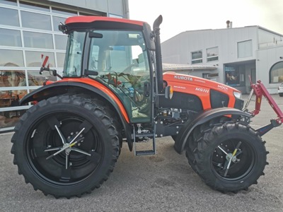 Kubota M5111