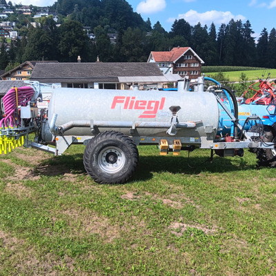 Güllefass Fliegl 6200 lit  Kohli Schleppschlauch