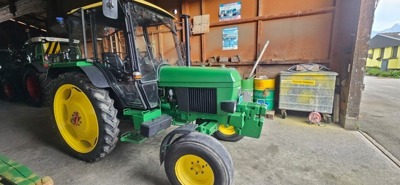 Traktor John Deere 1850