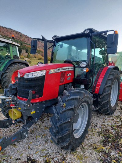 Tracteur Massey-Ferguson 4710