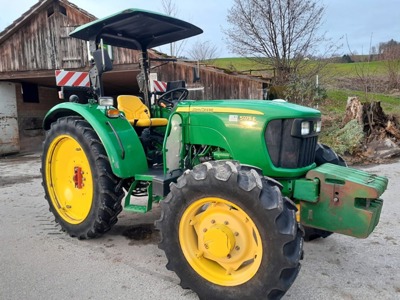 Traktor John Deere  5075E