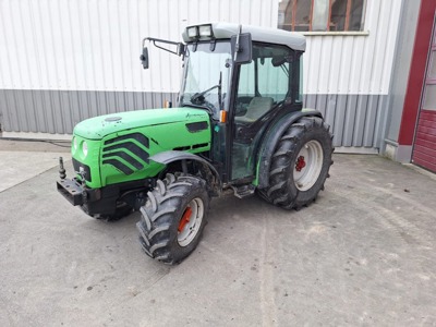 Schmalspurtraktor Deutz AgroCompact 70 F3