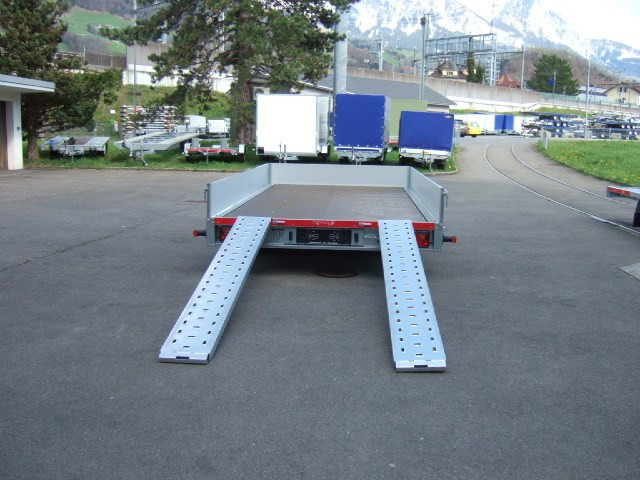 94311bab-ec7a-4f39-a0a0-6ff73e8fff0d-Carplatform 4021 3'000kg Bordwände 9.jpg