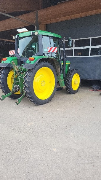 Pflegebereifung zu John Deere