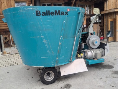 Futtermischwagen Ballenmax