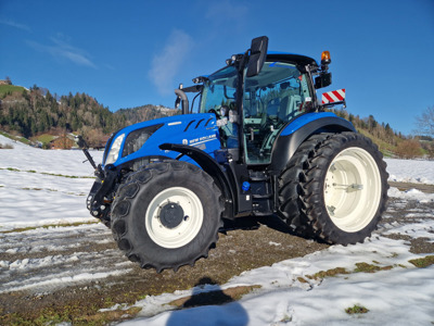 New Holland T5.130 Dynamic Command