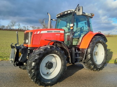 Traktor Massey Ferguson 6470