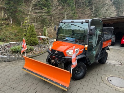 Kubota RTV-X900 mit Winterausrüstung