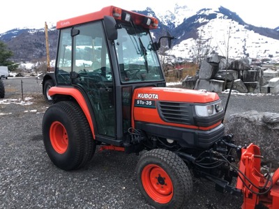 Kubota Traktor  STA 35