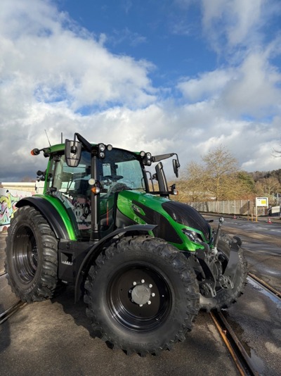 Valtra G135 Versu Green Edition